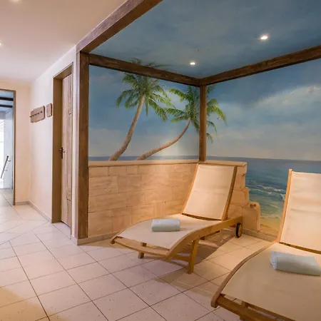 Διαμέρισμα Wellness Mit Hallenbad Und Sauna *