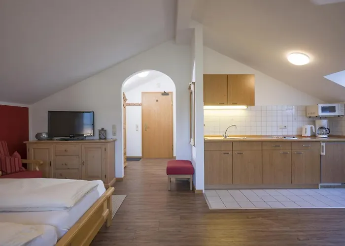 Wellness Mit Hallenbad Und Sauna דירה *